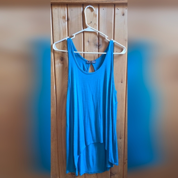 Blue Sleeveless Top - Picture 1 of 3